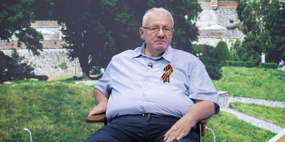 "Otkrila se do kraja!" Šešelj žestoko udario na blokaderku iz pravosuđa: Njegove reči odzvanjaju (VIDEO)