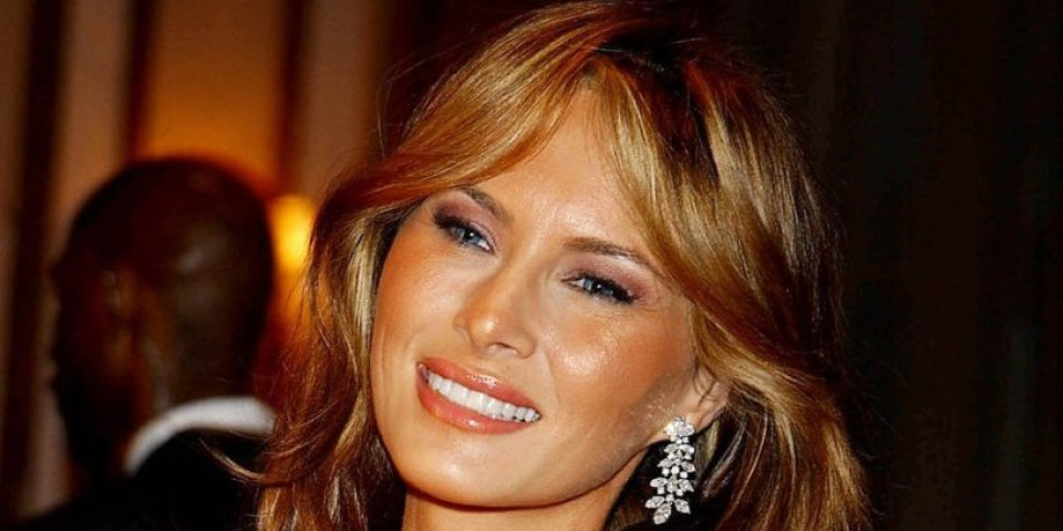 Melaniju isprozivali da je sponzoruša: Ne viđa se supermodel pored automehaničara - Ona im začepila usta