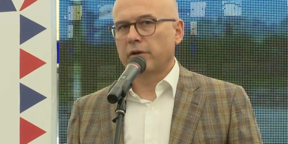 Vučević iz Banata: Narod je sačuvao državu od onih koji su hteli da nam zapale kuću - nema igre sa Vojvodinom! (FOTO)