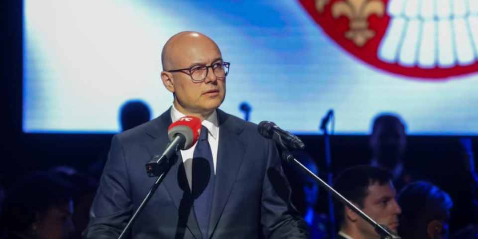 Naježićete se! Vučevićev govor o Srbiji odjeknuo: Otadžbina nije predmet, ona je vera! (FOTO)