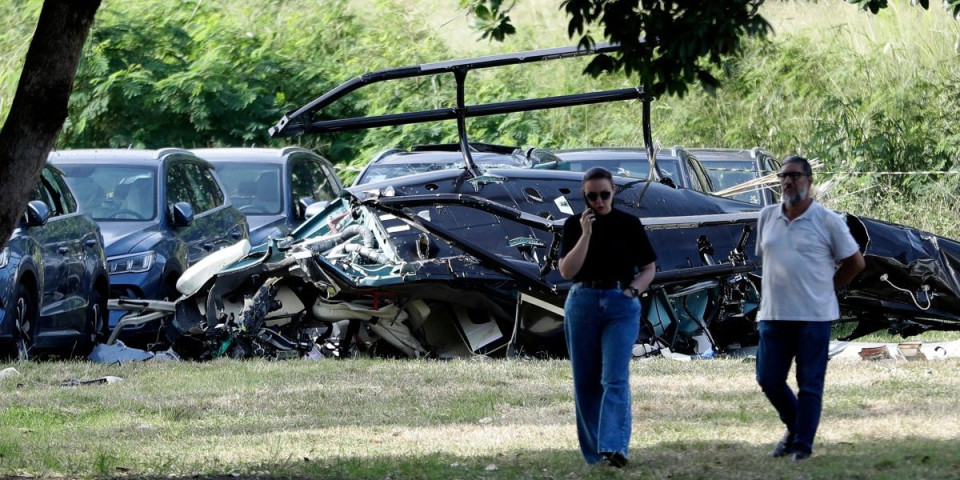 (FOTO) Sudarili se helikopteri! Nema preživelih: Odjeknula stravična eksplozija, požar progutao sve pred sobom