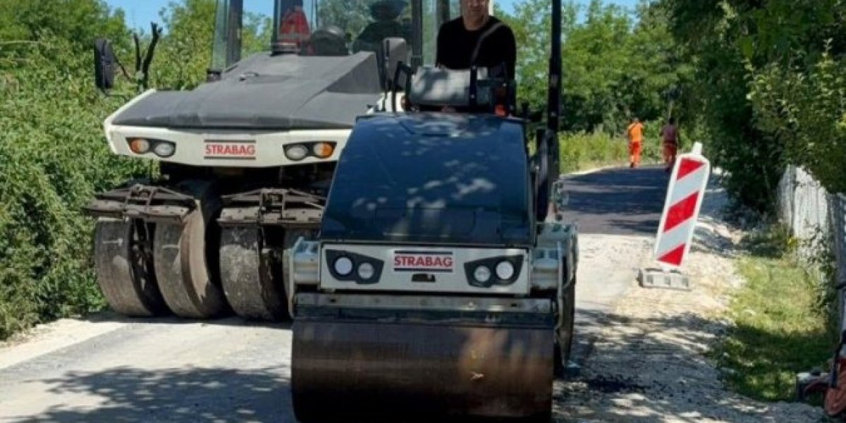 Radovi na putu u selu Kopljare