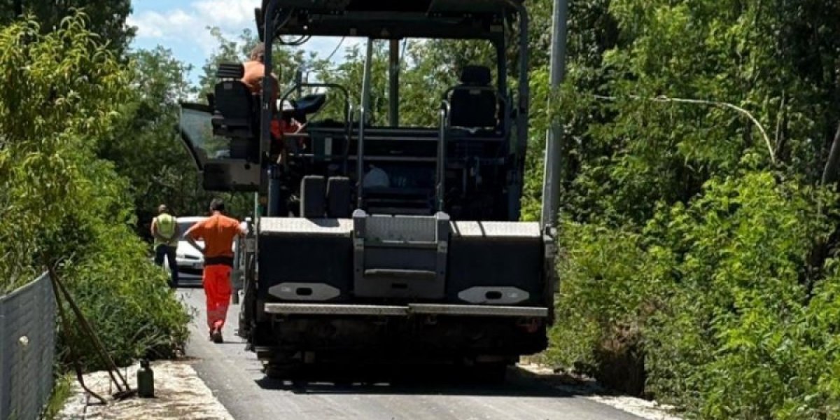 Radovi na putu u selu Kopljare