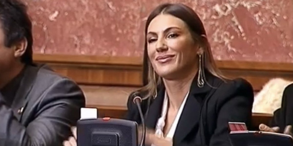 Saznajemo! Bivša poslanica batalila prodaju intime, pa otišla na platni spisak kod stranca, evo ko joj šefuje