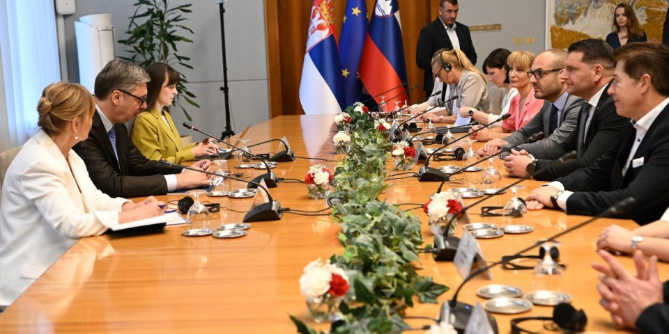 Vučić ugostio predsednika parlamenta Slovenije! Važni razgovori o saradnji i budućnosti regiona! (FOTO)