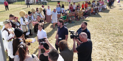 Narod nije progutao blokaderske laži o Vučiću! Brnabić poslala moćnu poruku iz Požarevca: Vidimo se u Beogradu!