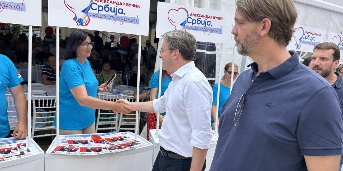 MInistar Nikola Selaković sa gradonačelnikom Nikolom Dašićem 