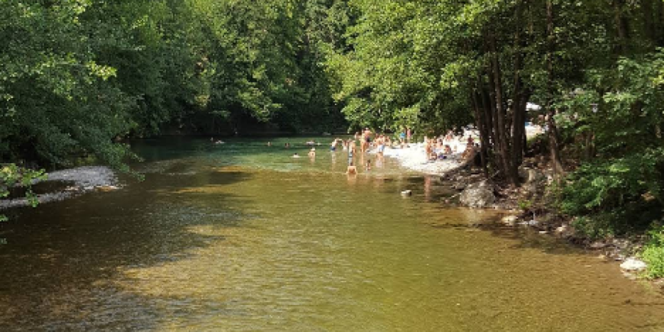 Ova voda zove u avanturu: Znate li gde se nalazi plaža Bosa Noga?