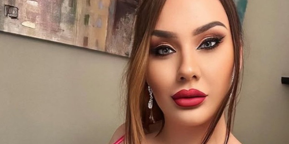 Učiteljica oblinama zapalila Instagram: Grudi kao lubenice, a bujna zadnjica mami na greh (VIDEO)