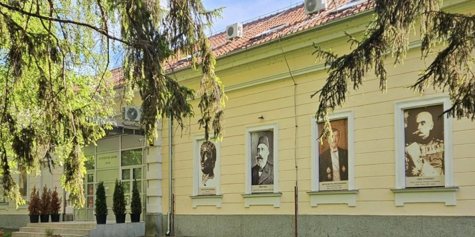 NIje lep al' je koristan: Nišlija za ponos