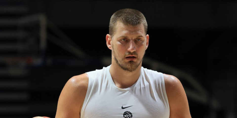 Auuuu... Ljudi, nećete verovati kako Jokić izgleda: Strah i trepet, kao zapeta puška (VIDEO)