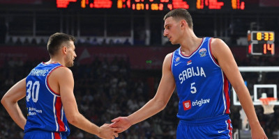 Srbijo, brzo na Sportinjo! Urnebesna prepiska Jovića i Avramovića (FOTO)
