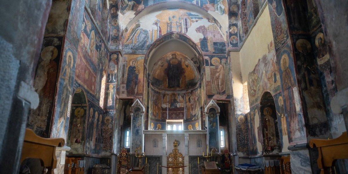Nikola Selaković u manastiru Studenica