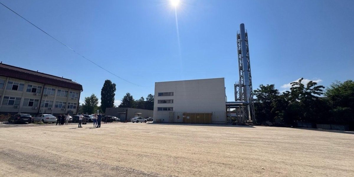 Parking kod Starog kliničkog centra u Nišu