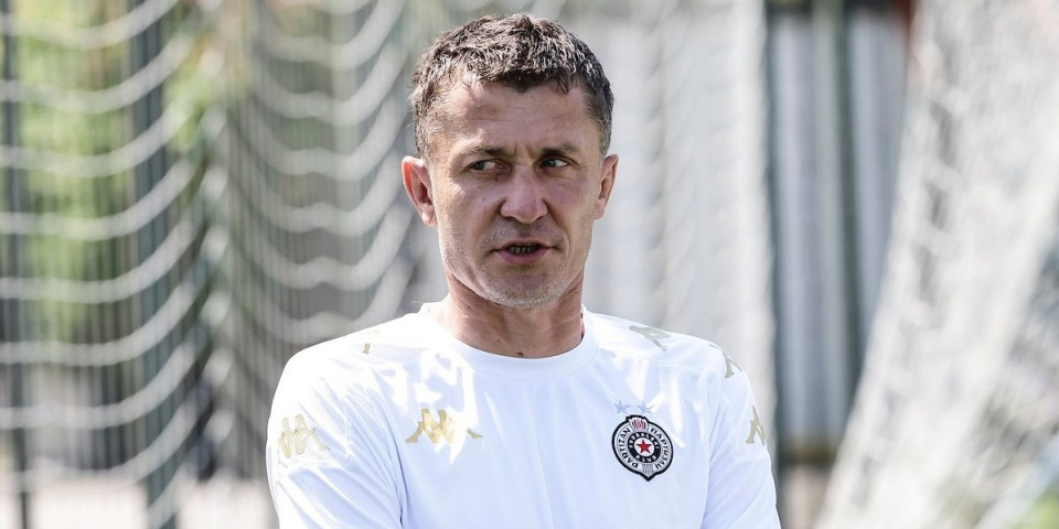 Deca ne mogu da budu nosioci! Ilić zagrmeo: Tražim pojačanja... Partizan mora da bude najbolji! (VIDEO)