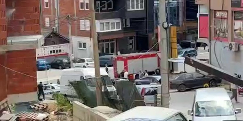 Tragedija u Novom Pazaru: Preminuo radnik koji je danas pao sa zgrade