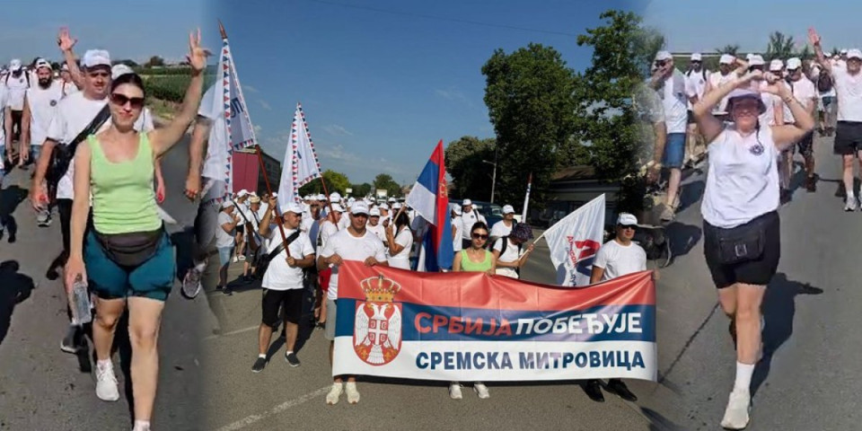 Veličanstveno: U Rumi doček za građane iz Sremske Mitrovice, a onda su svi zajedno krenuli u Beograd na velelepni skup (FOTO/VIDEO)