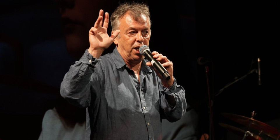 Dr Nele Karajlić promovisao prvi samostalni album "Pijani brod"