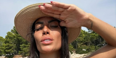 Ljudi pobesneli! Pevačica kupila celu ulicu, a sada gradi jezero: "Da li plaćaš porez?"