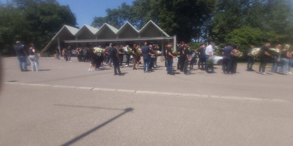 Povorka za Priku