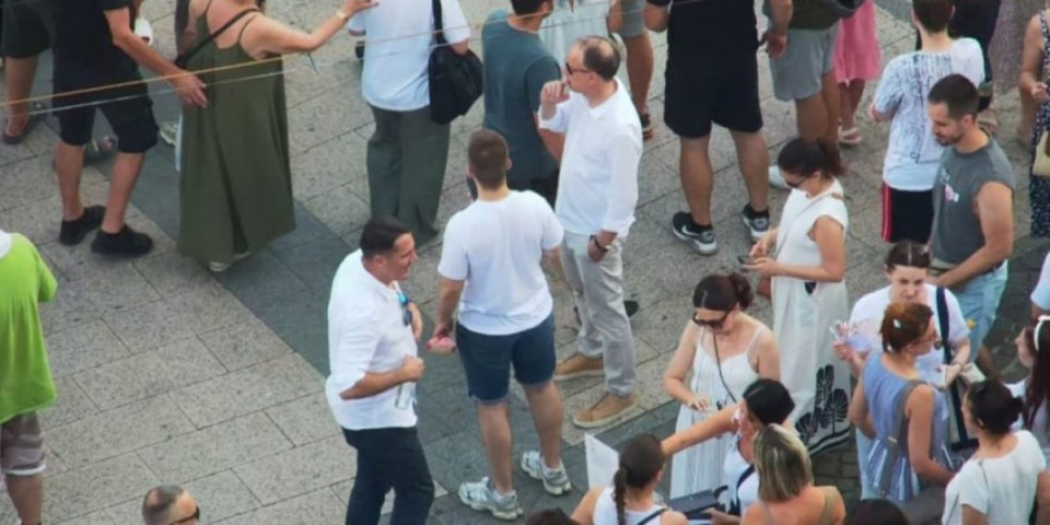 Srbija ih je pročitala! Evo koliko blokadera je u Kraljevu - tu je i rektor Đokić (FOTO/VIDEO)