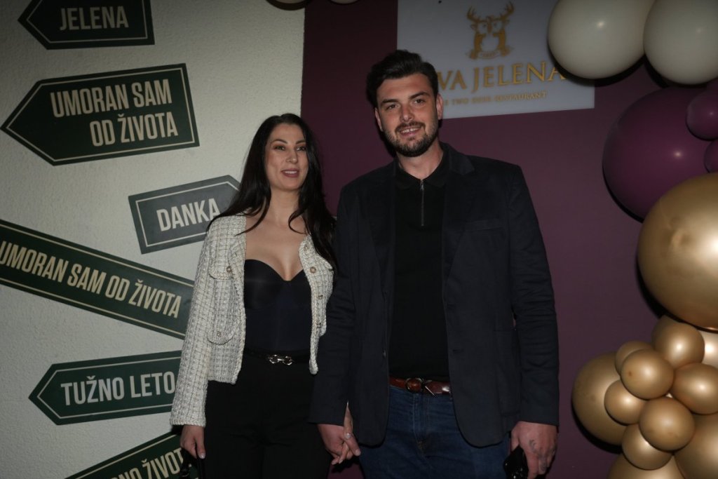 Šamar za sve "Neverne Tome": Za ove rijaliti veze niko nije očekivao da će preživeti - Imaju i decu!