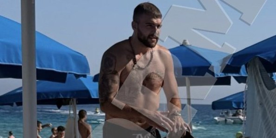 Informer paparaco! Golišavi Ražnatovići na Kipru: Veljko i Bogdana kao izvajani, a baba Mira uhvaćena prvi put u kupaćem
