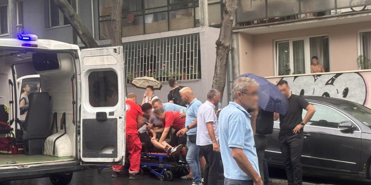 Lekari zbrinjavaju dečaka