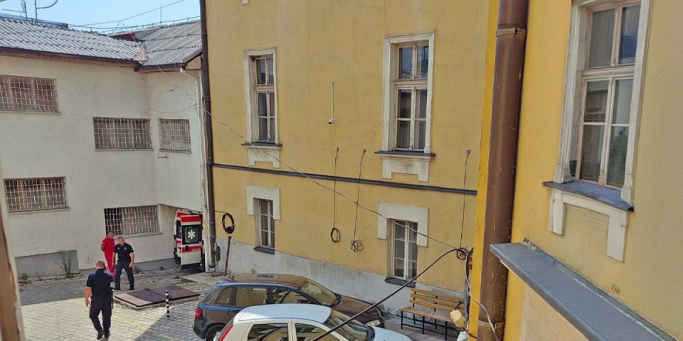 Telo poslato na obdukciju: Preminuo muškarac u Okružnom zatvoru u Vranju