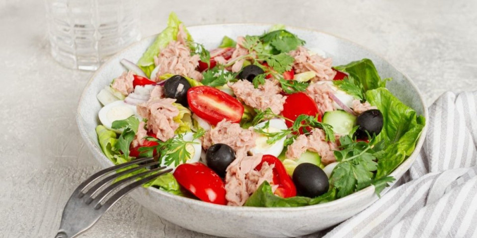 Kremasta salata sa tunjevinom koja nestaje sa stola: Gotova za 20 minuta, savršena za letnje dane