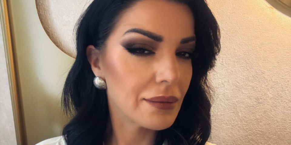 "Pa j*bem vam majku klošarsku" Zorica jedva dobila jednu tezgu pa je ispalili, sad psuje kao kočijaš i vređa narod!