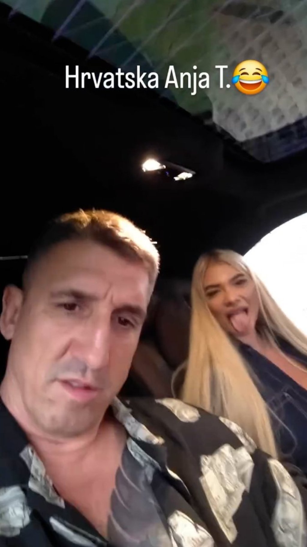 "Šta mi to radimo večeras?" Kristijan priveo Hrvaticu u auto, pa najavio akciju - Iskusna na sajtu za odrasle!