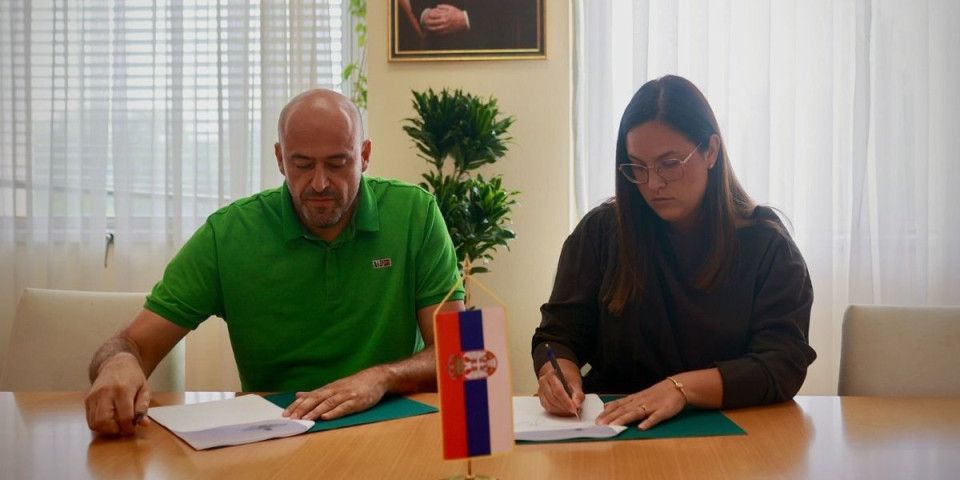 Ministarka Pavkov: "Gradimo nove kilometre kanalizacije u Velikom Gradištu za bolju zaštitu Dunava" (FOTO)
