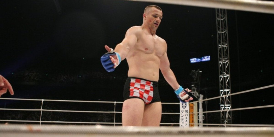"Ja sam pi*ka za njega!" UFC borac progovorio bez dlake na jeziku: On je životinja, samo ga pogledajte...