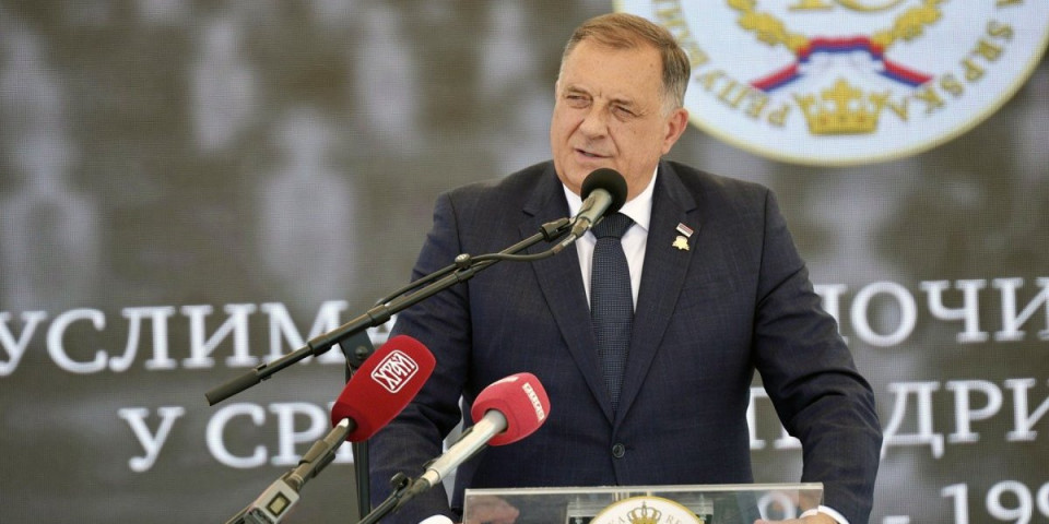 Moćne reči Dodika u Bratuncu: Neka živi sećanje na stradale, njima moramo uvek da se posvetimo
