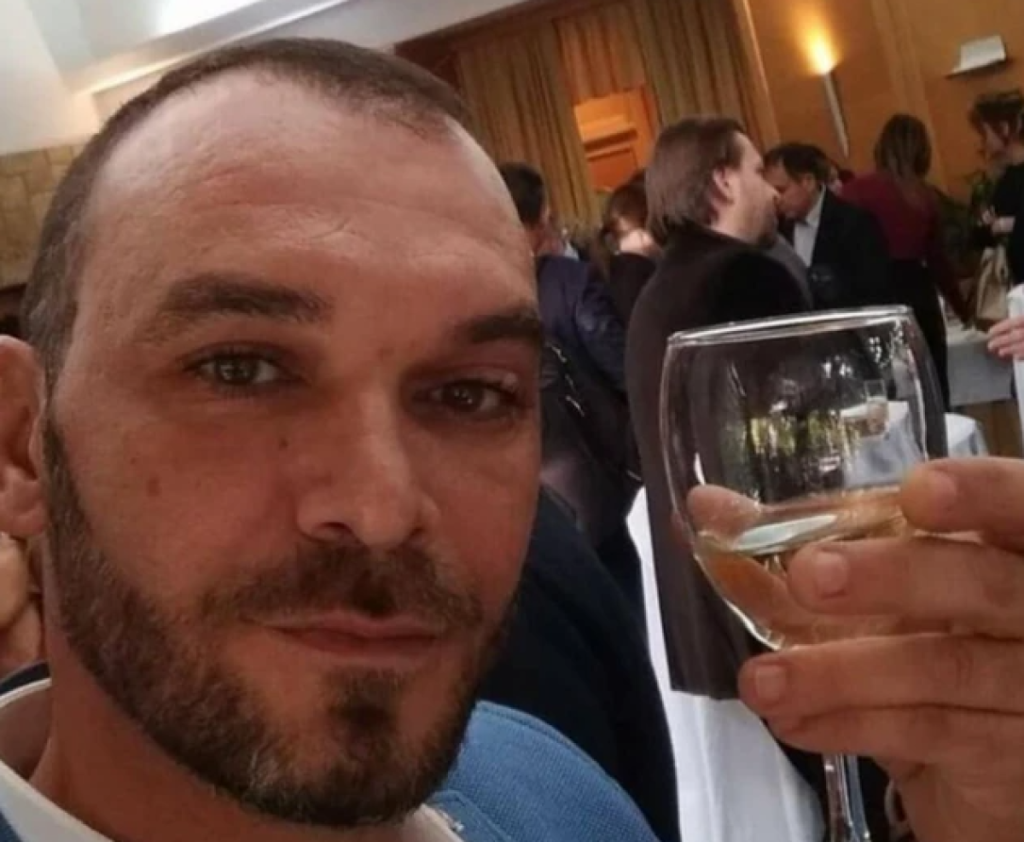 Tajna o kojoj se godina ćuti! Ovo je otac Mine Vrbaški - Odbio da je prizna
