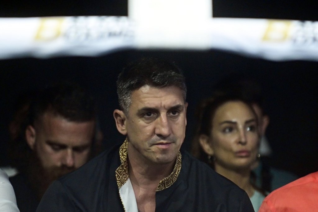 Kad ga je izvadio, Janica prebledela! Kristijan u akciji s trandžom - Snimak se rapidno širi mrežama