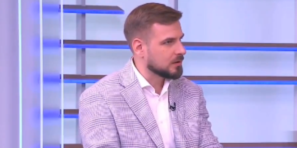 Hladan tuš za lažnu elitu! Grbić potpuno demontirao blokadere: Mrzite svoje sugrađane a onda glumite rodoljube (VIDEO)