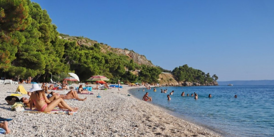 Bahati Hrvati! Pelješe Srbe kako stignu - Pogledajte šta su sada uradili turistima