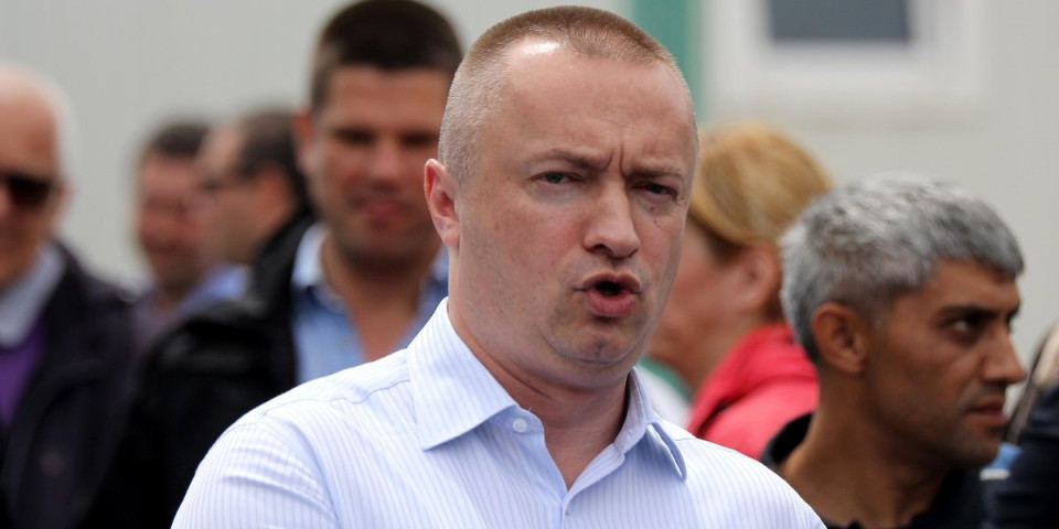 Kuka sinji kukavac! Pajtiću se slošilo zbog odluke EU: Zašto ne dajete ni pet para na Piculu?! (VIDEO)