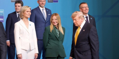 Hladan tuš za Trampa: Meloni napravila potez o kojem bruji planeta (FOTO/VIDEO)