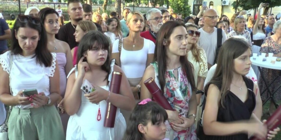 Ponos Kragujevca! Puna porta najboljih među najboljima