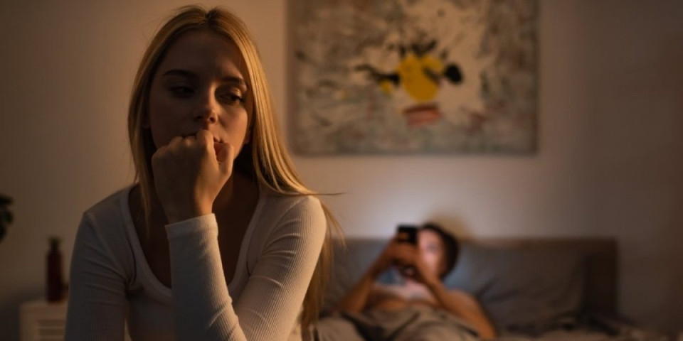 Sve se manje dece rađa zbog telefona? Nova istraživanja donela podatke zbog kojih su svi zabrinuti