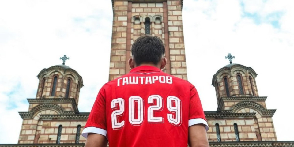 Pao potpis na "Marakani"! Legende se javile da čestitaju, reakcija Zvezdinog bisera će vas oduševiti (VIDEO)