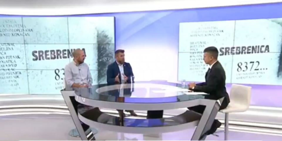 Sramno izvrtnje istine u Sarajevu: Vučić sam sebe napao 2015. u Srebrenici?! (VIDEO)