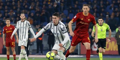 Opaaa, kakav bi ovo transfer bio: Matić i Vlahović u istom klubu? Moguće je!