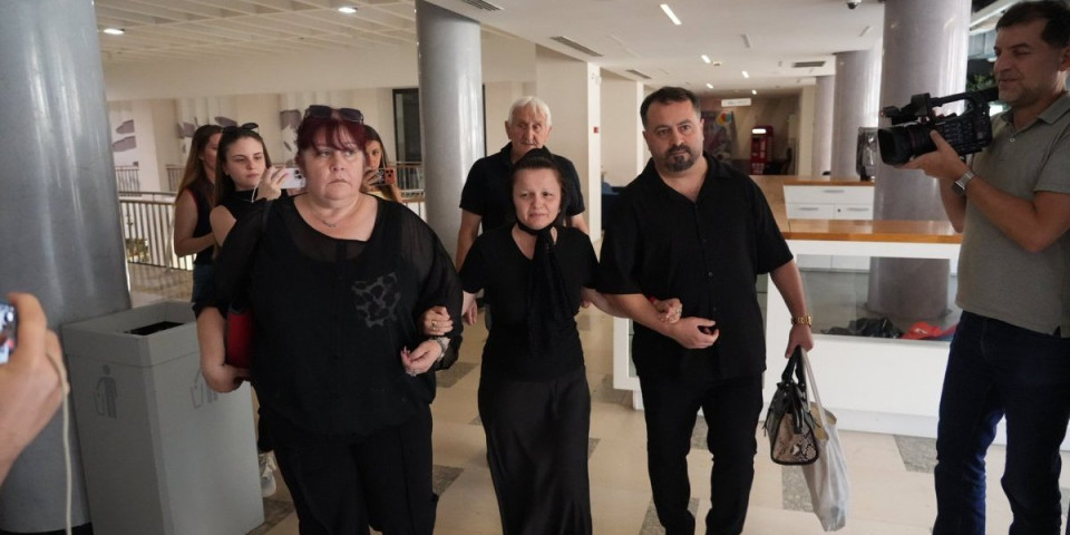 Teške optužbe nakon komemoracije! Oglasila se majka Male Cane i iznela jezive detalje