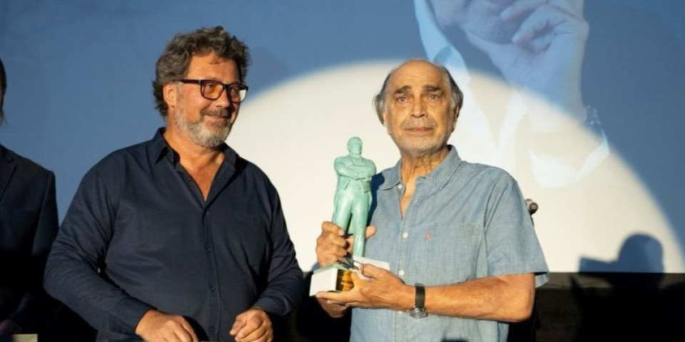 Vojislavu Brajoviću uručena nagrada "Ernest" na 8. Somborskom filmskom festivalu
