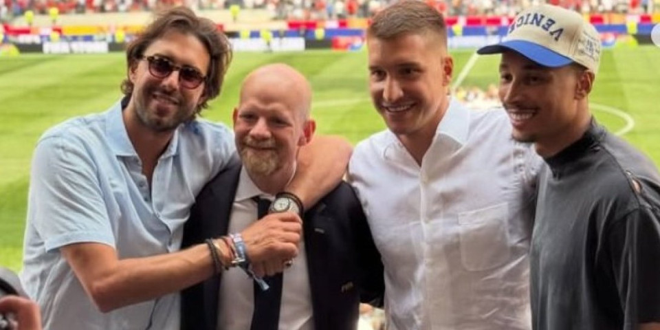 Bogdan u probranom društvu gledao spektakl u Los Anđelesu, fotografija zapalila mreže