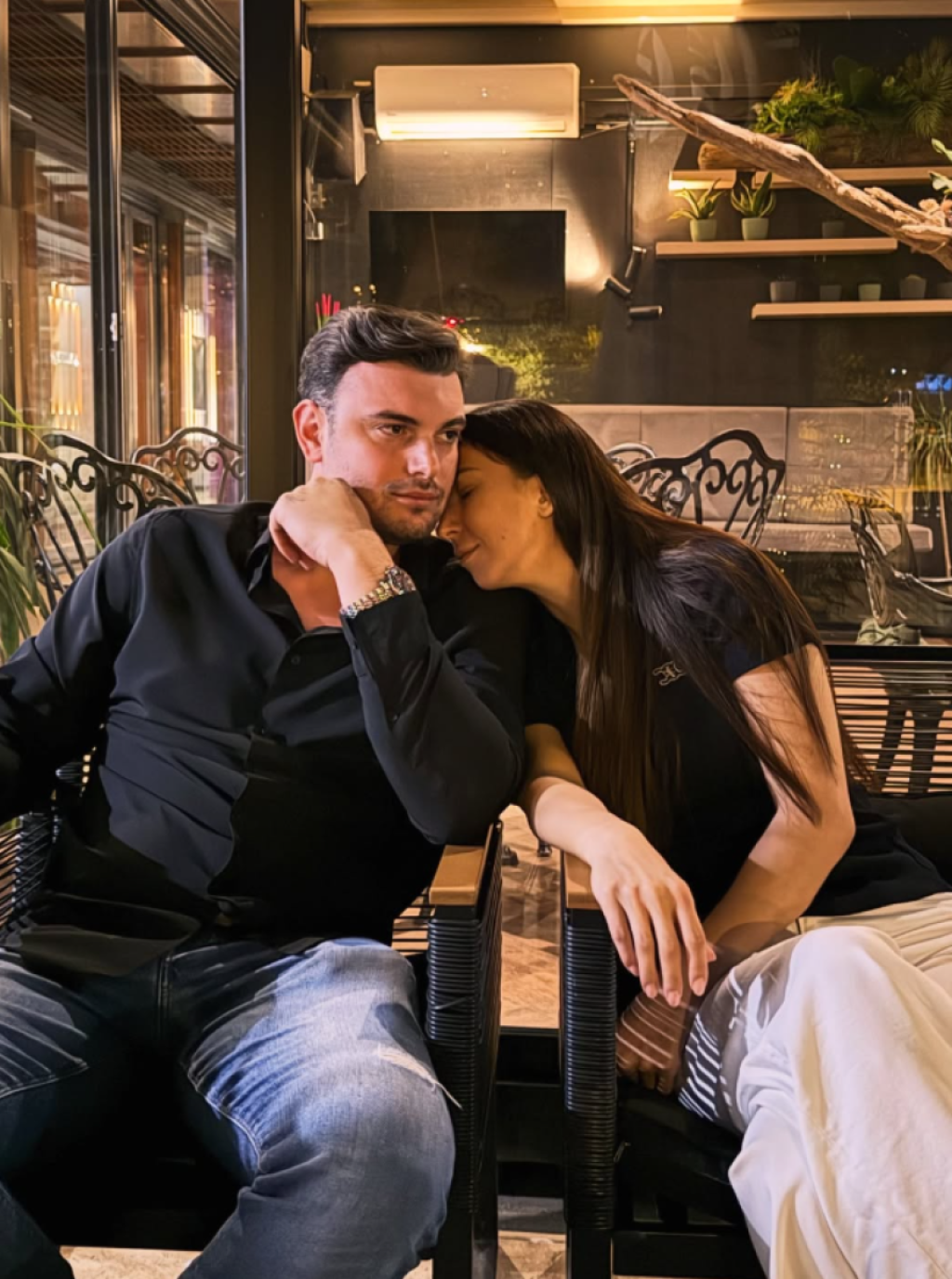 Domaćinski doček Petrovdana kod Tome i Nadežde: Slavski kolač, ikona i osmesi koji govore više od reči!